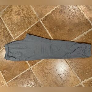LULU LEMON SWEATPANTS. Light Grey